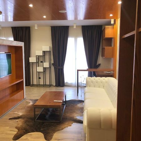 Hotel Palace Vlorë Eksteriør bilde